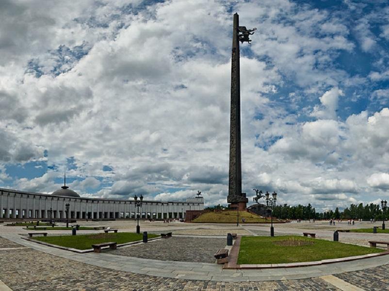 Памятник победы на поклонной горе в москве